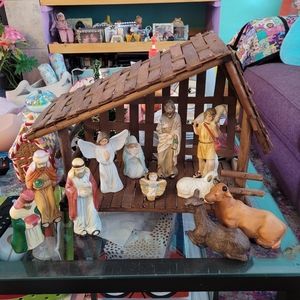 Vintage Christmas Around the World Nativity Set 54-252 House of Lloyd Complete